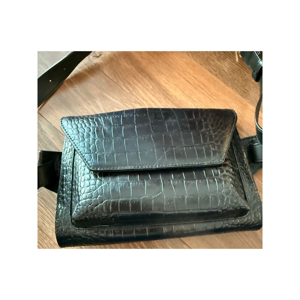 New Nordstrom Croc Embossed Leather Belt Bag - Picture 2 of 8